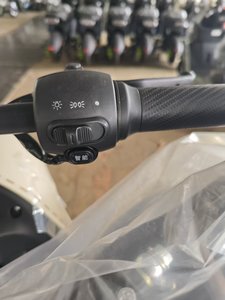 Motocicleta Económica Más Vendida en China, 800w 72v de Alta Resistencia para Adultos - Product Image 6