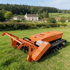 <span class=keywords><strong>Robot</strong></span> Falciatore Semovente Professionale Agricolo e Forestale <span class=keywords><strong>Telecomandato</strong></span> con Falciatrice a Flagelli da 1000mm e Decespugliatore Cingolato - Product Image 3
