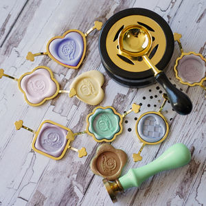 शादी के निमंत्रण के लिए बहु-आकार धातु मोम सील मोल्ड धारक के साथ सोने की मोम सील किट - Product Image 1