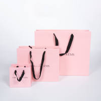 Bolsas de Papel de Lujo con Logotipo Personalizado Impreso al por Mayor, Bolsas de Papel de Color Personalizadas para Ropa, Zapatos y Calcetines, Papel Reciclable con Asa de Mano