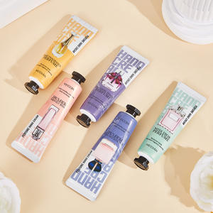 Commercio all'ingrosso di bellezza e prodotti per la cura personale profumo crema per le mani Set con 5 sacchetti di altri prodotti per la cura personale di bellezza - Product Image 5