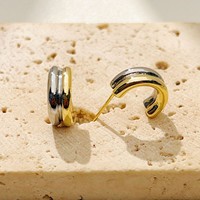 Boucles d'oreilles en laiton multicolores en forme de C haut de gamme comme accessoires de mode