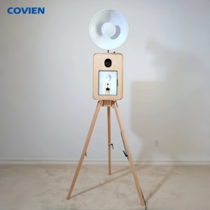 Cabina de Fotos de Madera con Pantalla Táctil de 18.5 Pulgadas, Compatible con <span class=keywords><strong>iPad</strong></span> y Surface <span class=keywords><strong>Pro</strong></span>, Pantalla de Doble Cara, Cámara SLR Opcional, Altavoces Marshall - Product Image 1