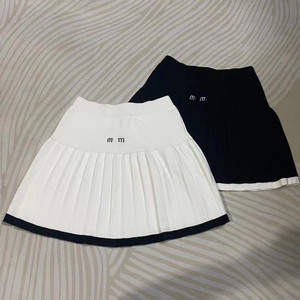 Conjunto de Dos Piezas de Punto, Diseño de Primavera, Cárdigan con Botones y Falda Mini de Poliéster Acordonado - Product Image 6