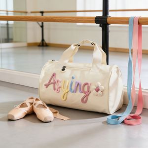 Bolsa de Viaje Personalizada para Bailarines, Gimnastas y Animadoras con Interior Impermeable, Bolsa de Baile Tipo Duffel, Regalo para Bailarines - Product Image 2