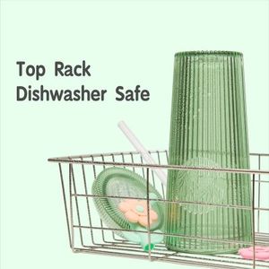 Vaso de plástico verde de 26oz con bonitas puntas de pajita, duradero y sostenible, sin BPA, apto para lavavajillas para bebidas y licores - Product Image 3