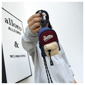 Mini Zaino Oxford con Stampa Floreale alla Moda, Ciondolo Borsa a Tracolla Idrorepellente con Cinghia da Collo, Charm Multicolore Personalizzabile Leggero - Product Image 3