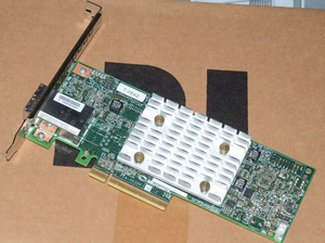 Contrôleur enfichable HPE Smart Array P408e P SR Gen10 804405 B21 12G SAS PCIe 8 voies externes Cache 4 Go Cartes réseau CN - Product Image 3