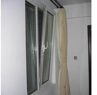 Fenêtre à battant et à bascule de style européen moderne avec cadre en aluminium fin, excellente isolation et design élégant
