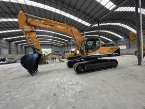 Excavatrice sur chenilles d'occasion d'origine coréenne Doosan DX300LC 30 tonnes, robuste, avec godet de 1,74 m et puissance de 202 kW, à vendre - Product Image 4