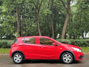Offre Spéciale 2016 Baojun <span class=keywords><strong>310</strong></span> Comfort 1.2L 82CV 5MT Manuelle Économe en Carburant Essence Berline d'occasion à vendre - Product Image 3