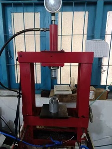 <span class=keywords><strong>Presse</strong></span> <span class=keywords><strong>hydraulique</strong></span> <span class=keywords><strong>d</strong></span>'<span class=keywords><strong>atelier</strong></span> avec calibre 10 <span class=keywords><strong>tonnes</strong></span> Machine de <span class=keywords><strong>presse</strong></span> <span class=keywords><strong>d</strong></span>'<span class=keywords><strong>atelier</strong></span> - Product Image 2