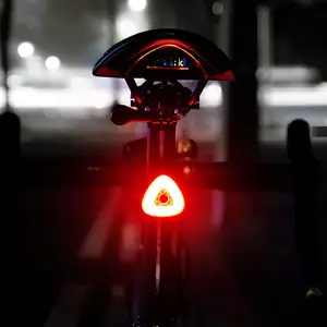إضاءة دراجة هوائية الدراجة الذكية الاستشعار الفرامل الذيل ضوء USB قابلة للشحن تحذير ضوء خلفي MTB 6 وسائط الضوء الخلفي الدراجة اكسسوارات
