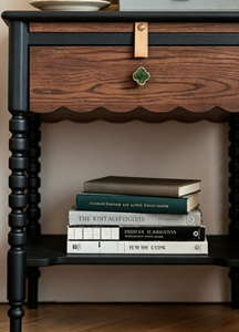 Table de chevet en bois massif de qualité supérieure, style vintage français, deux tons, pieds à tiges, 1 tiroir avec étagère, meuble de chambre à coucher, table de chevet stable - Product Image 5