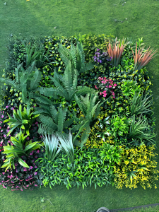 Panneau de décoration murale verticale en herbe artificielle en plastique vert 3D, aspect naturel, <span class=keywords><strong>feuilles</strong></span> durables de 5 à 8 ans pour une utilisation en intérieur - Product Image 4