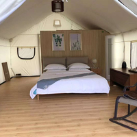 Grande tente d'extérieur beige en toile 5x9m Safari Glamping Maison avec balcon