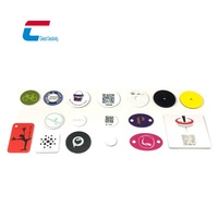 Carte à puce PVC personnalisée 13,56 MHz NTAG213 215 216 Jeton NFC Mini Tag NFC pour téléphone Compatible avec tous les appareils NFC