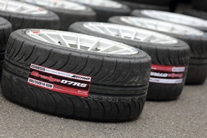 ยางกึ่งสลิคสำหรับแรลลี่มืออาชีพ ทนทาน ใช้แล้วแล้วทิ้ง ขนาด 275/60R15 ยี่ห้อ ZESTINO รุ่น GRAVEL 09R - Product Image 5