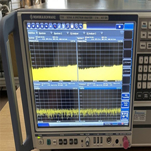 Analizador de Ruido de Fase y Probador de VCO Rohde & Schwarz FSWP26 Usado, Alta Precisión Clase 2, 10 KW, Hecho en Alemania - Product Image 4