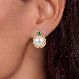 Rhodium Plated Copper White Freshwater Pearl <b>Stud</b> Earrings Halo Flower Jewelry for Women Wholesale Wedding Gift - Product Image 4