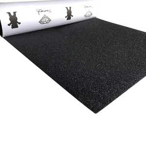 Ruban adhésif premium pour skateboard, grain 80, imperméable, PVC, antidérapant, haute traction, adhésif acrylique à base de solvant pour plateau de skateboard - Product Image 1