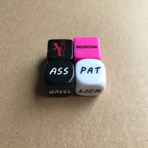 Jeu de <span class=keywords><strong>dés</strong></span> romantiques et coquins pour couples, <span class=keywords><strong>dés</strong></span> amusants qui brillent dans le noir pour adultes - Product Image 5