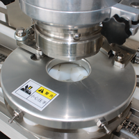 Machine automatique de production industrielle de Daifuku et de desserts Mochi : Équipement de mise en forme et d'agencement de pâtisseries fourrées