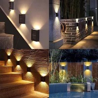Lampe solaire murale extérieure étanche de petite taille pour jardin, cour, maison, clôture, indice de protection IP65, source lumineuse LED de style chinois