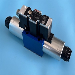วาล์วควบคุมทิศทางแบบสัดส่วน Rexroth รุ่น R900900988 แรงดัน 315 บาร์ อัตราการไหล 100 ลิตร/นาที ช่องต่อ 1 นิ้ว ผลิตในเยอรมนี - Product Image 1
