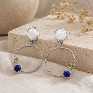 Orecchini pendenti a cerchio bohémien bianchi, verdi e blu intenso da donna, gioielli di moda di tendenza - Product Image 3