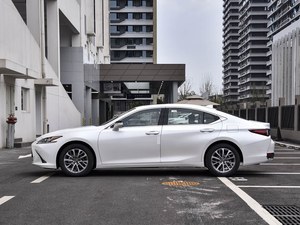 <span class=keywords><strong>Lexus</strong></span> ES 200 2021 Edición Excellence, Sedán de Lujo Usado Premium, 2.0L 127kW 173hp CVT FWD, Auto Ejecutivo Confortable - Product Image 4