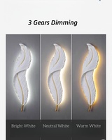 Applique murale sculpturale en résine à plumes de 90 cm, artistique, peinte à la main, avec LED filaire, lampe murale d'ambiance à intensité variable