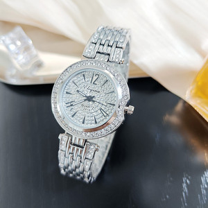 YuSa1255 Großhandel Luxus Damen Quarzuhr Voll-Diamant-Armband Römische Ziffern Casual Damenuhren Schmuckset für Frauen - Product Image 6