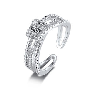 แหวนที่ทันสมัยและอินเทรนด์สำหรับผู้หญิง โดดเด่นด้วยดีไซน์เปิดนิ้วประดับเพชรซิรคอนสองชั้นที่เป็นเอกลักษณ์ เพื่อเสริมโชคลาภ - Product Image 5
