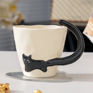 Mug à café en céramique créatif de 300 ml avec poignée en forme de queue de chat, couleur unie, design original, finition mate, pour usage domestique - Product Image 5