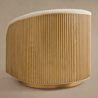 Fauteuil d'appoint pivotant moderne en tissu bouclé crème avec base sur piétement à lattes en bois, personnalisable, vente en gros