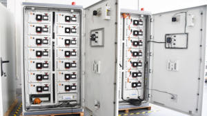 100kw <span class=keywords><strong>200kw</strong></span> 300kw 200kwh 500kw Batterie solaire 150kw 100kw <span class=keywords><strong>200kw</strong></span> Système de stockage d'énergie hybride solaire tout en un - Product Image 4