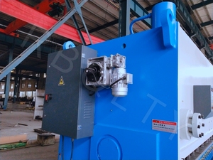 <strong>Good</strong> Price 6mm Guillotine Plate <strong>Shearing</strong> <strong>Machine</strong> Manufacturer in China - Product Image 4