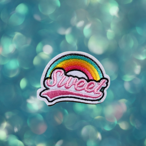 Nova Chegada <span class=keywords><strong>Patches</strong></span> Bordados Iridescentes Atacado Ferro em Pano Applique Logotipo Personalizado Arco-íris Bordado Patch para Roupas - Product Image 1