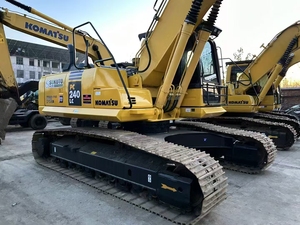รถขุดไฮดรอลิก Komatsu PC240LC-8 มือสอง ขนาด 24 ตัน พร้อมเครื่องยนต์ เกียร์ ปั๊ม และลูกปืนเดิมๆ สภาพดี ขาย - Product Image 3