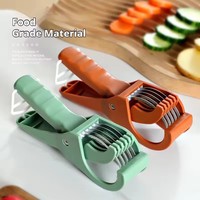 2-kleurige Fruit-En Groentesnijder, Veerklemsnijder Van Voedingskwaliteit, Golvend Mes En Zelfs Snijgereedschap In De Keuken (Lichtgroen/Oranje)