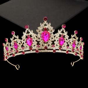 Couronnes décoratives en alliage de haute qualité, colorées, couronnes de concours de beauté scintillantes, diadème de <span class=keywords><strong>luxe</strong></span> en cristal pour la décoration de <span class=keywords><strong>mariage</strong></span> - Product Image 4