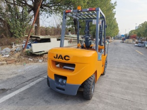 รถยกดีเซล CPCD25J ขนาด 2.5 ตัน ประสิทธิภาพสูง ราคาขายส่ง พร้อมอุปกรณ์เสริม Side Shifter และ Fork Positioner - Product Image 3