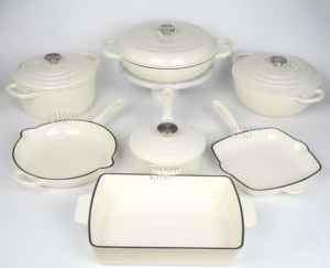 <span class=keywords><strong>Set</strong></span> di Pentole in Ghisa Smaltata Antiaderente, Pentola Olandese Rotonda, Padella e Casseruola per una Cucina Sana - Product Image 1
