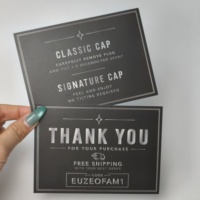 Cartes de visite/cartes de remerciement personnalisées avec des designs et des logos sur mesure, adaptées aux petites et moyennes entreprises.
