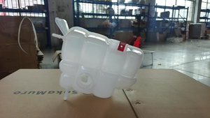 Bình Chứa Nước Giãn Nở Có Nắp EB3G-8K218-AC Bán Chạy Cho Ford RANGER 2016-2018 Mazda BT-50 2018- - Product Image 3