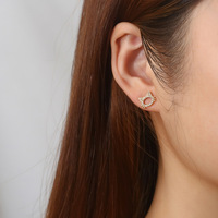 Boucles d'oreilles clous fantaisie en forme d'animaux de dessin animé, simples, élégantes et mignonnes - Polyvalentes, adorables, en tungstène incrusté de diamants, plaqué or véritable