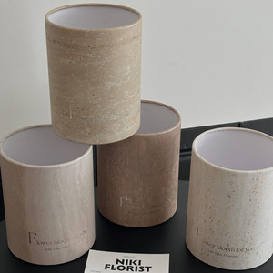 Scatola <span class=keywords><strong>per</strong></span> Bouquet di Fiori INS Wind Tunnel con Texture Effetto Pietra, Secchiello Grande, Confezione Floreale di Lusso, Piccola Scatola Regalo <span class=keywords><strong>per</strong></span> la Mamma - Product Image 1