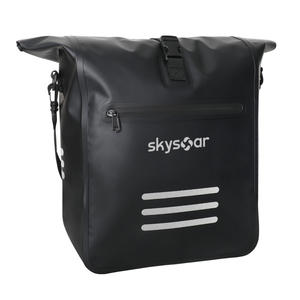 Sacoche de vélo <span class=keywords><strong>VTT</strong></span> étanche fournisseur OEM, bâche en PVC 15L, sac de vélo à toit roulant, sac de porte-bagages arrière <span class=keywords><strong>pour</strong></span> vélo d'extérieur, sac à bandoulière - Product Image 2