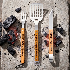BQ-5419 Juego de 3 Utensilios para Parrilla de Acero Inoxidable con Grabado Láser Preciso y Mango de Madera, Venta al por Mayor Directa de Fábrica - Product Image 1